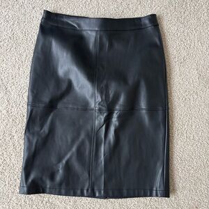 Elegant Black Leather Skirt
